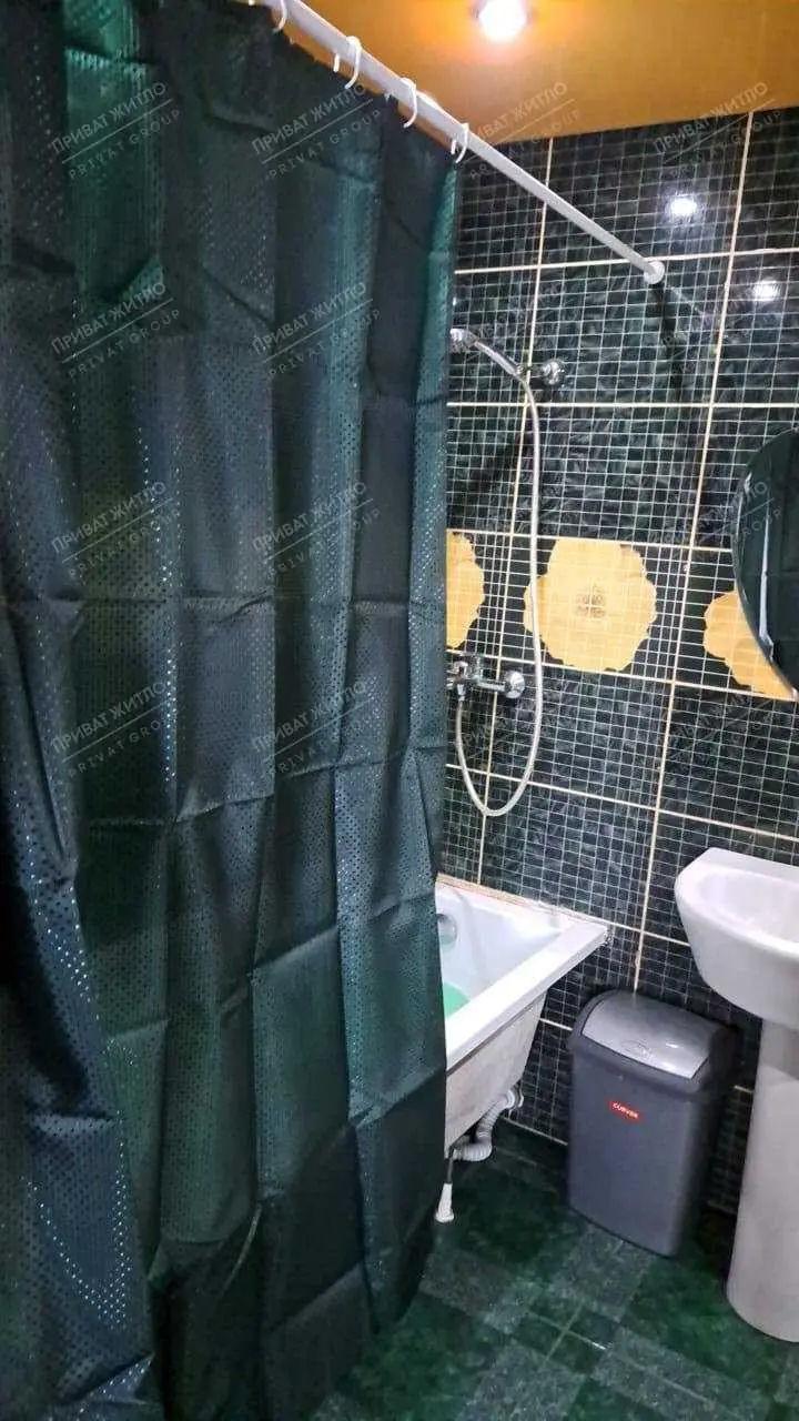 2х кімнатна квартира на Половках в гарному стані чекає на нових власників

