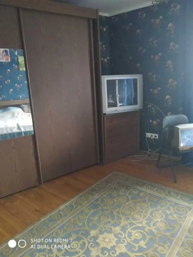 Велика трикімнатна квартира, чешка! 