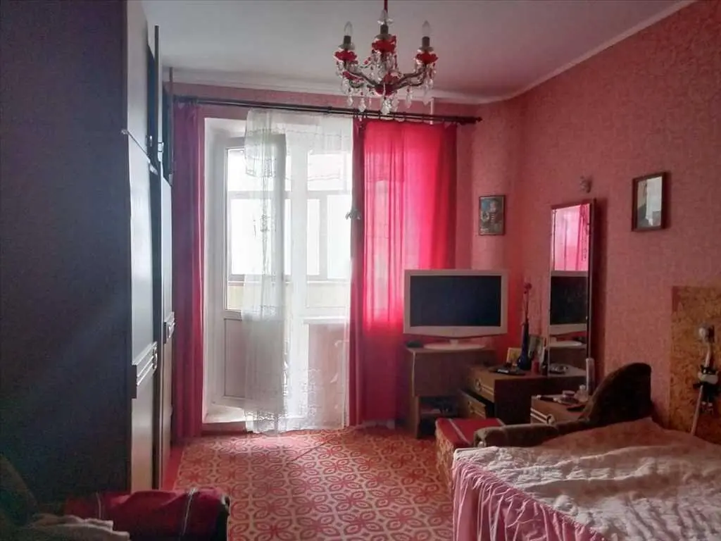 Трикімнатна квартира на Леваді