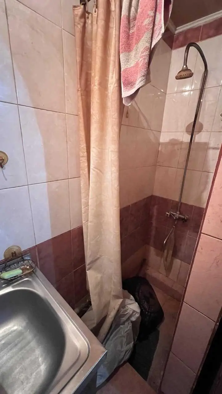 Окремий будинок в районі Південного вокзалу!