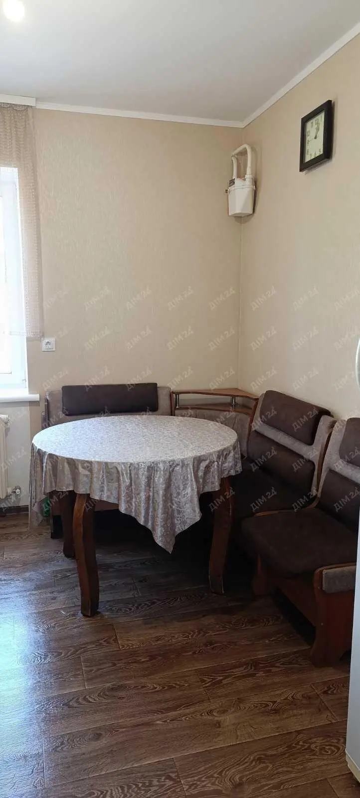 Добротний будинок на Кагамлика!