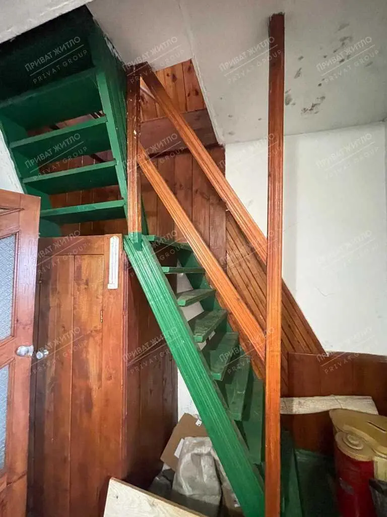  Цегляний будинок в районі Автоагрегатного заводу.
