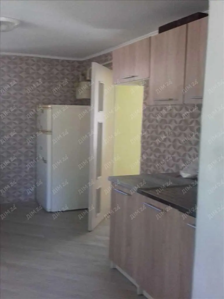 Частина будинку в центральній частині міста.