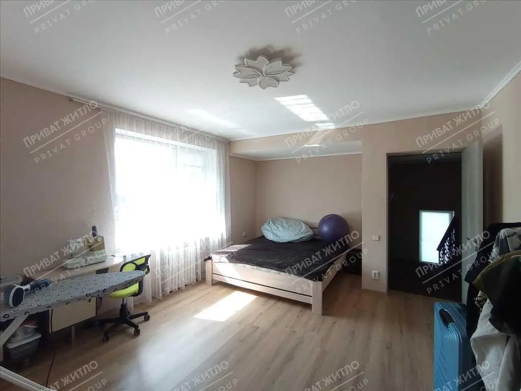 Просторий будинок в Нижніх Млинах