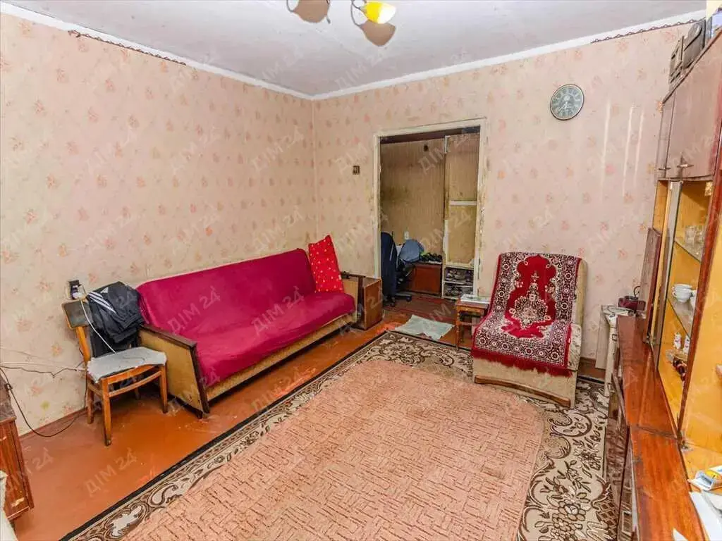 Трикімнатна квартира на Подолі!