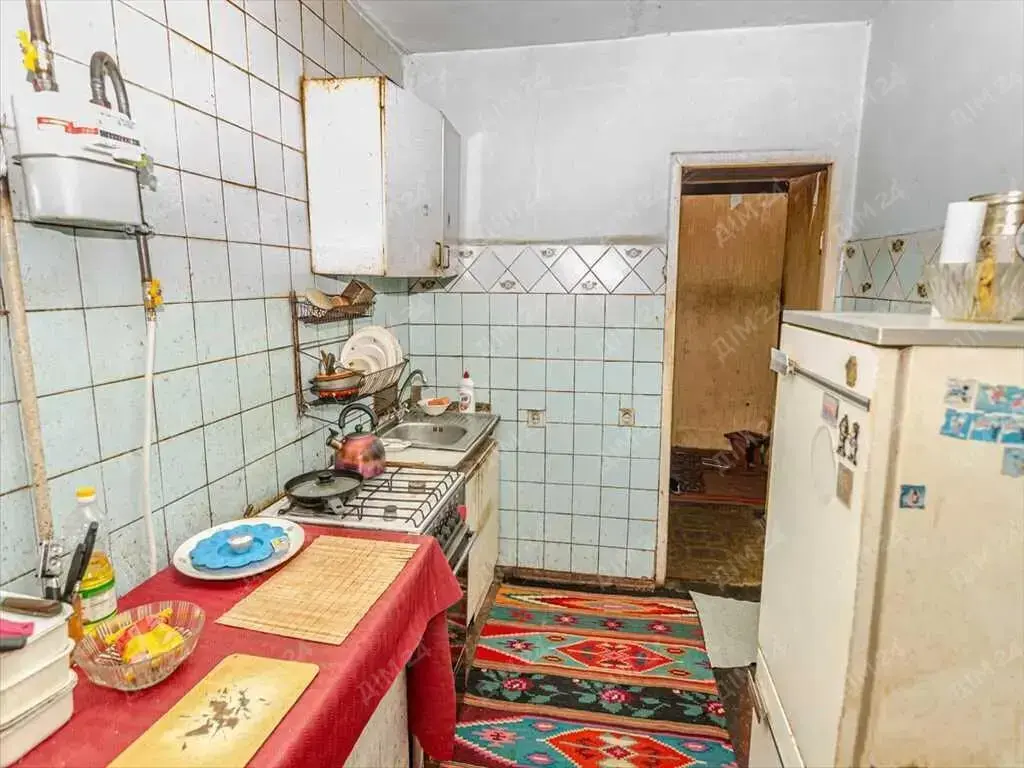 Трикімнатна квартира на Подолі!