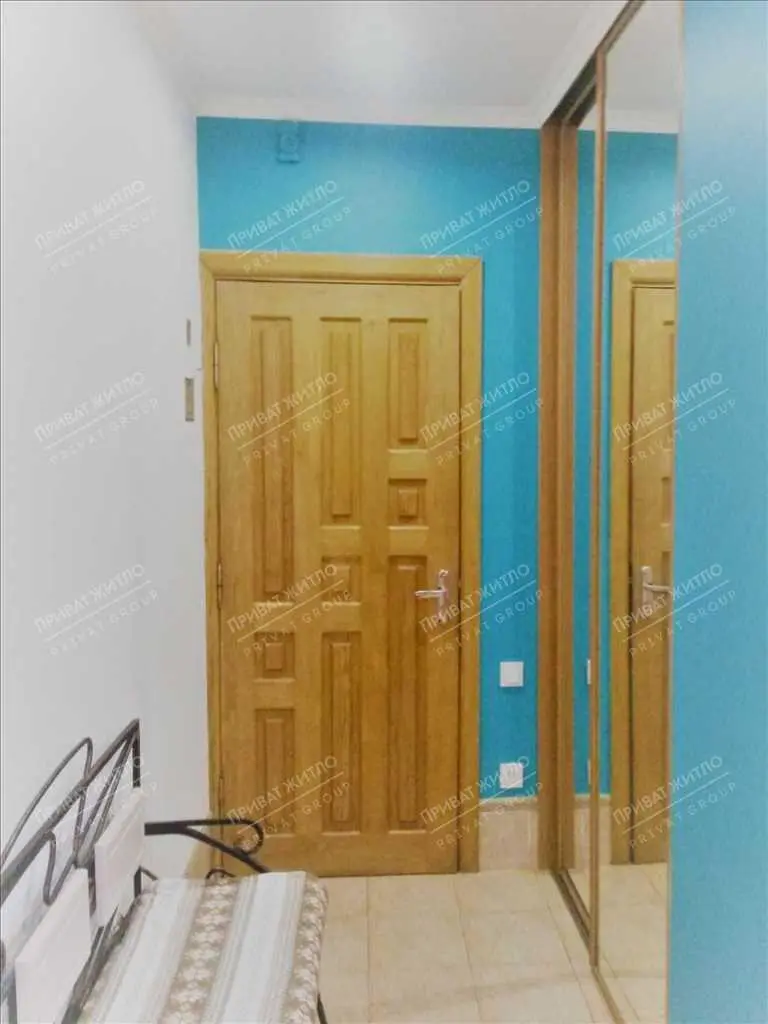 3 кімнатна квартира в центрі міста.