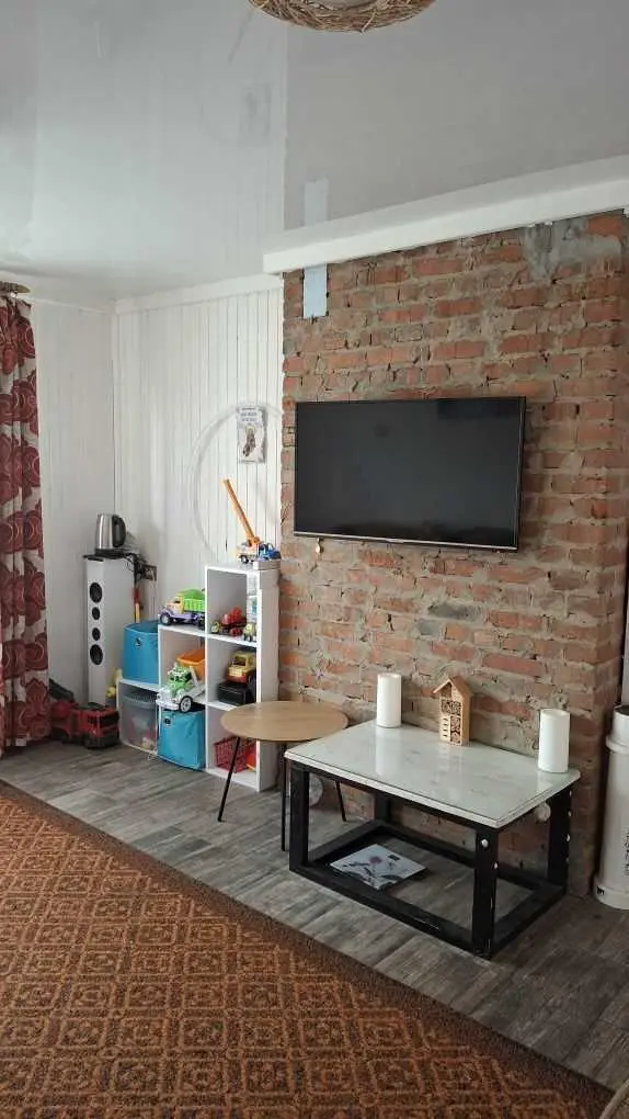 Будинок в Яру