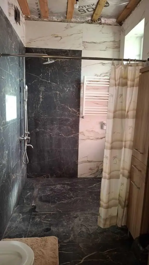 Будинок в Яру