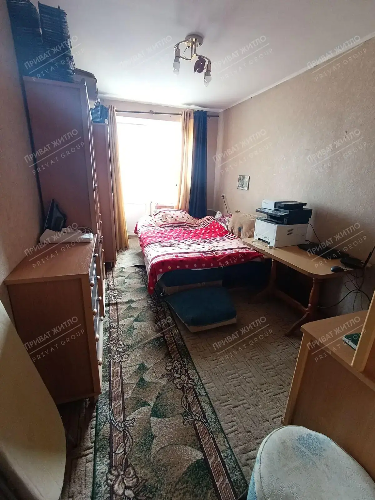 Трикімнатна квартира на Алмазному!