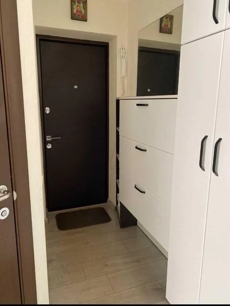 Простора 3-кімнатна квартира-студія на Браїлках!