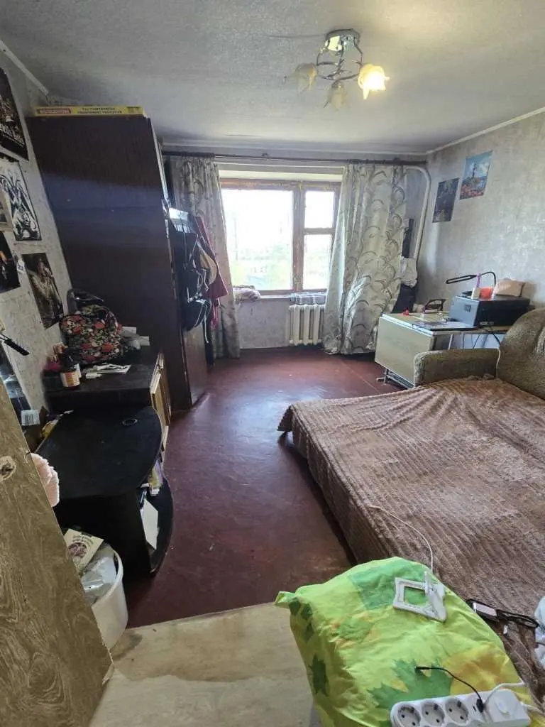 Двокімнатна квартира під ремонт.