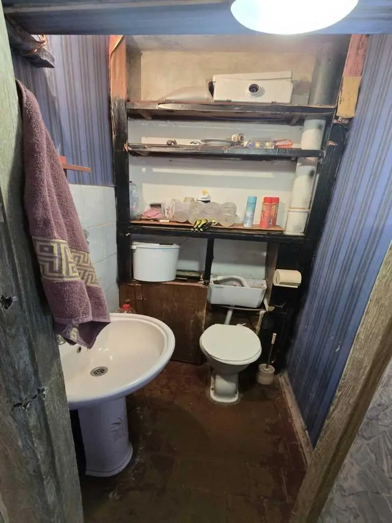 Двокімнатна квартира під ремонт.