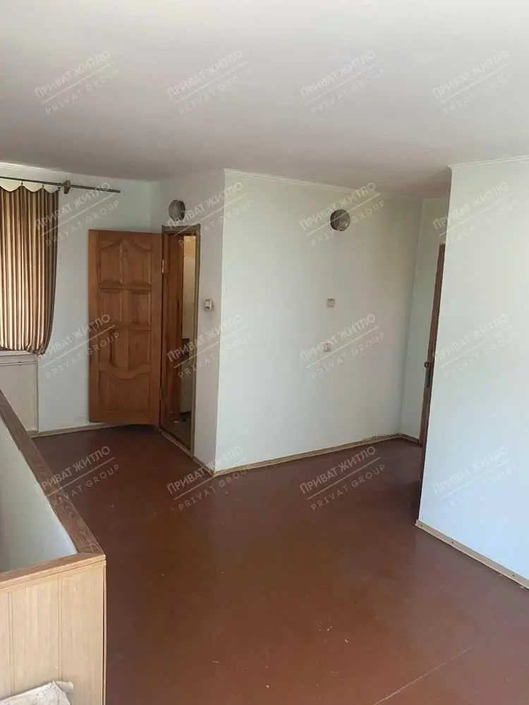 Продається цегляний будинок на Подолі