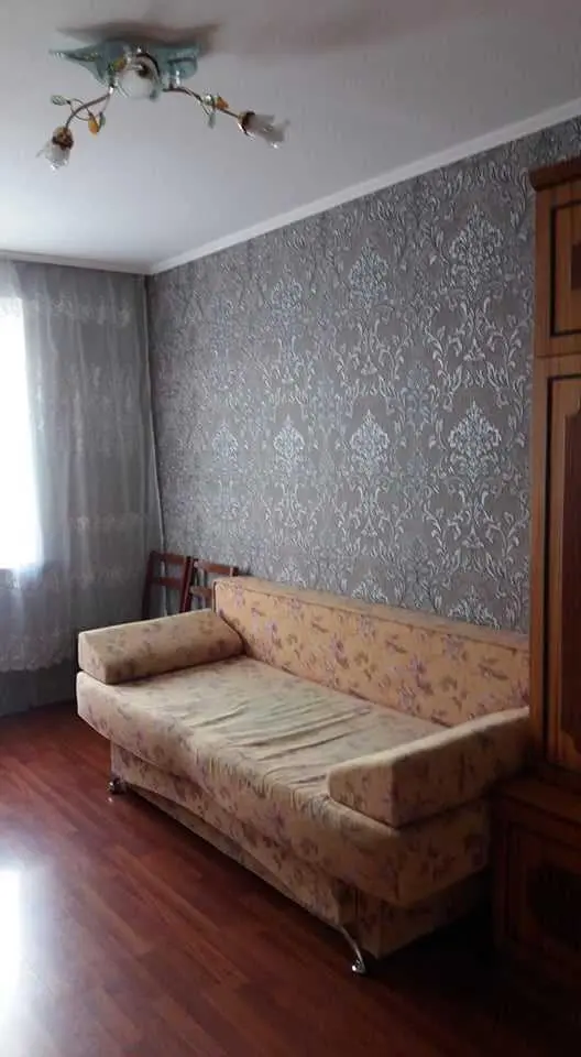 Двокімнатна квартира на Алмазному!