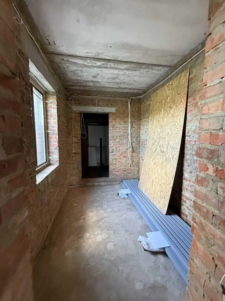 Новий будинок в Петрівці