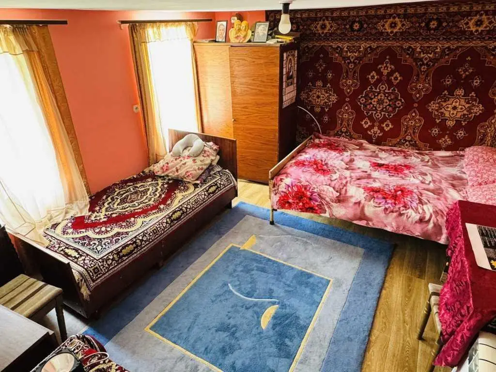 Будинок з душею біля Південного вокзалу — 15 соток простору для життя та мрій!