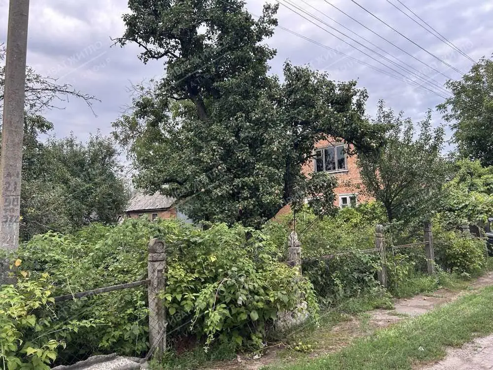 Продаж двоповерхового будинку на Розсошенцях