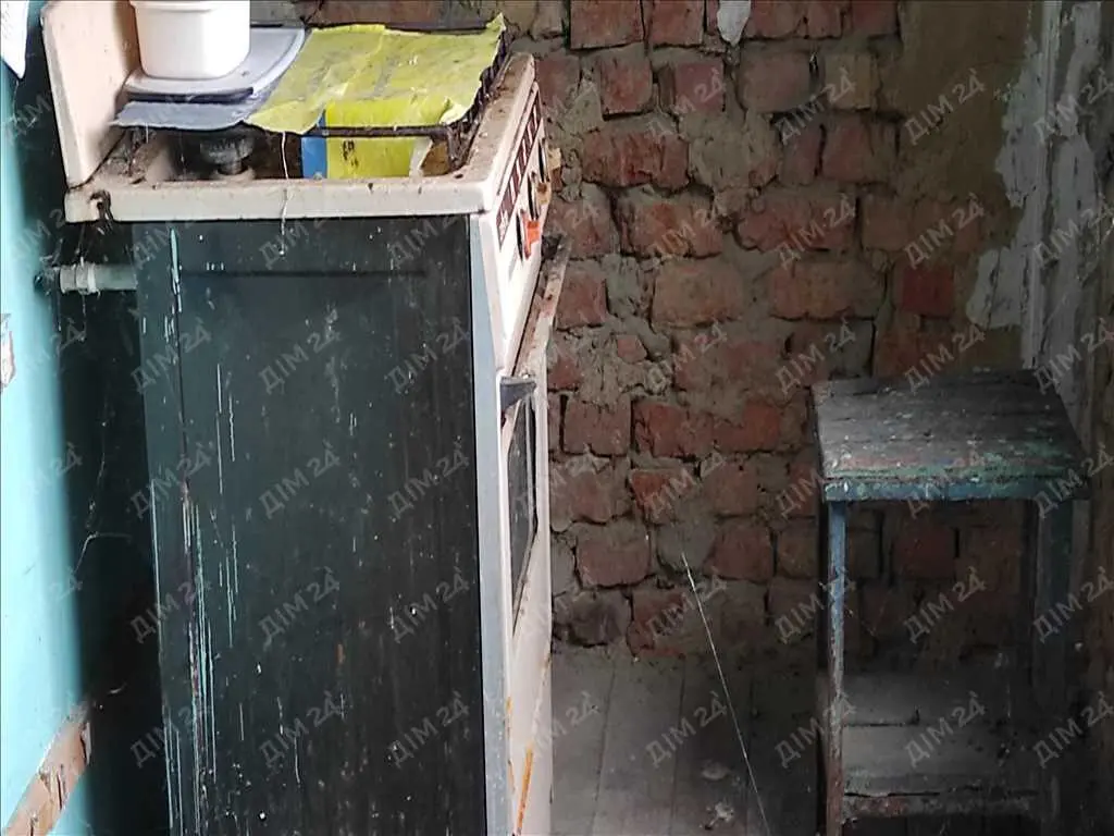 Земельна ділянка з будинком під ремонт, Івонченці