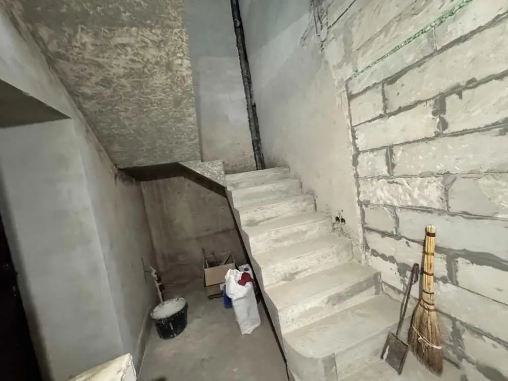 Дворівнева квартира на Леваді