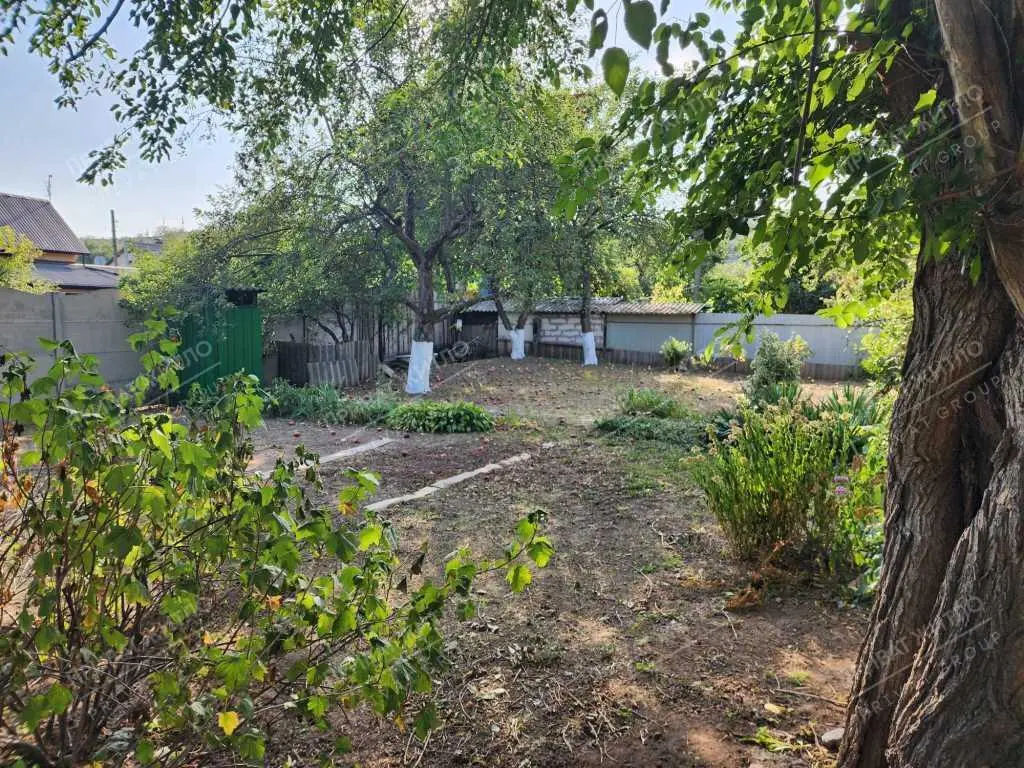 Продається дача на Вороніна