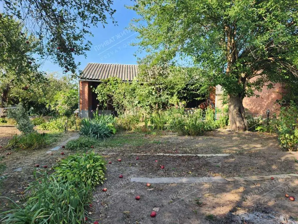 Продається дача на Вороніна