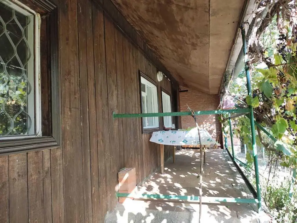 Продається дача на Вороніна