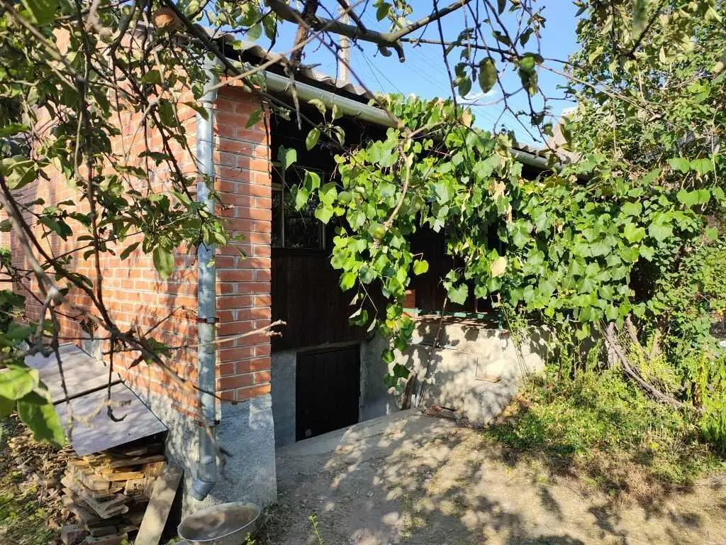 Продається дача на Вороніна