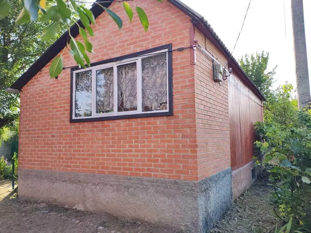 Продається дача на Вороніна