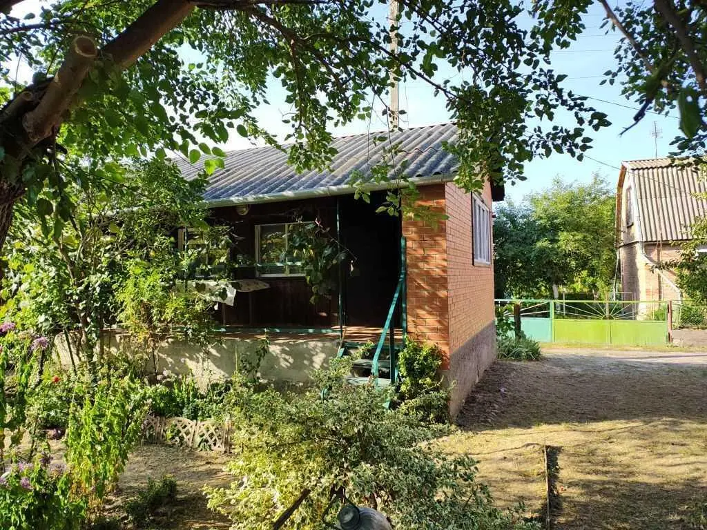 Продається дача на Вороніна