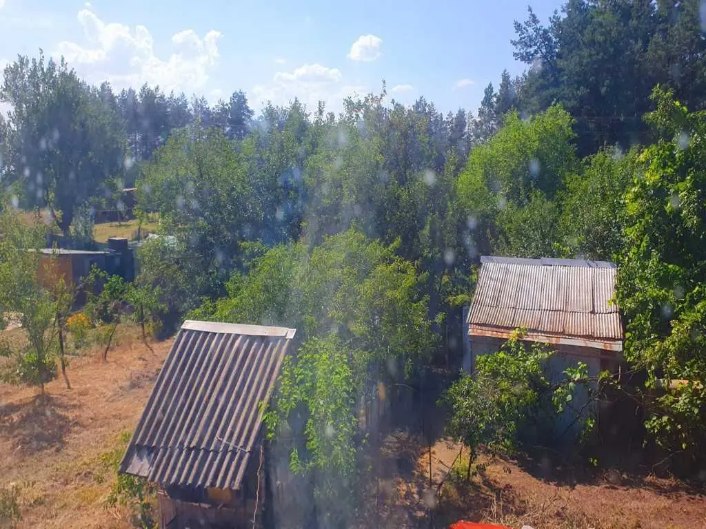 Добротна дача в Ватажково