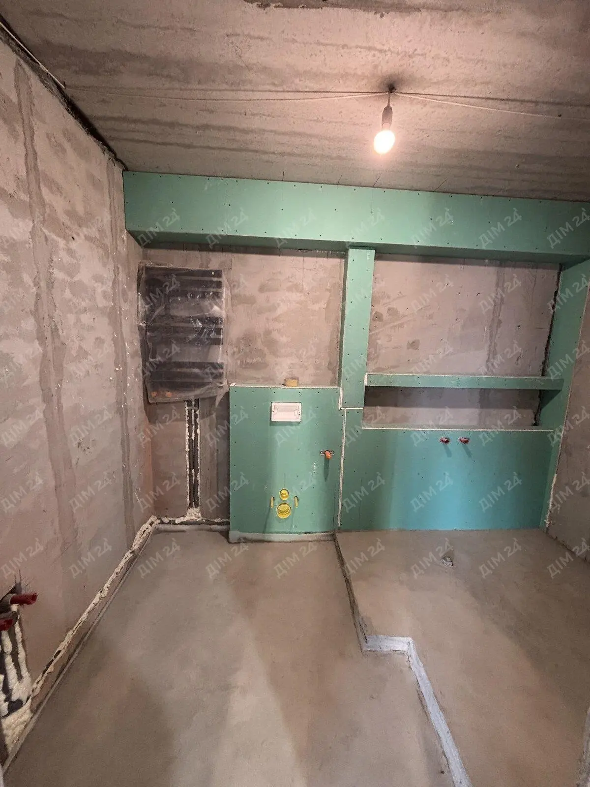 Левада. Вартість нижче ринкової.