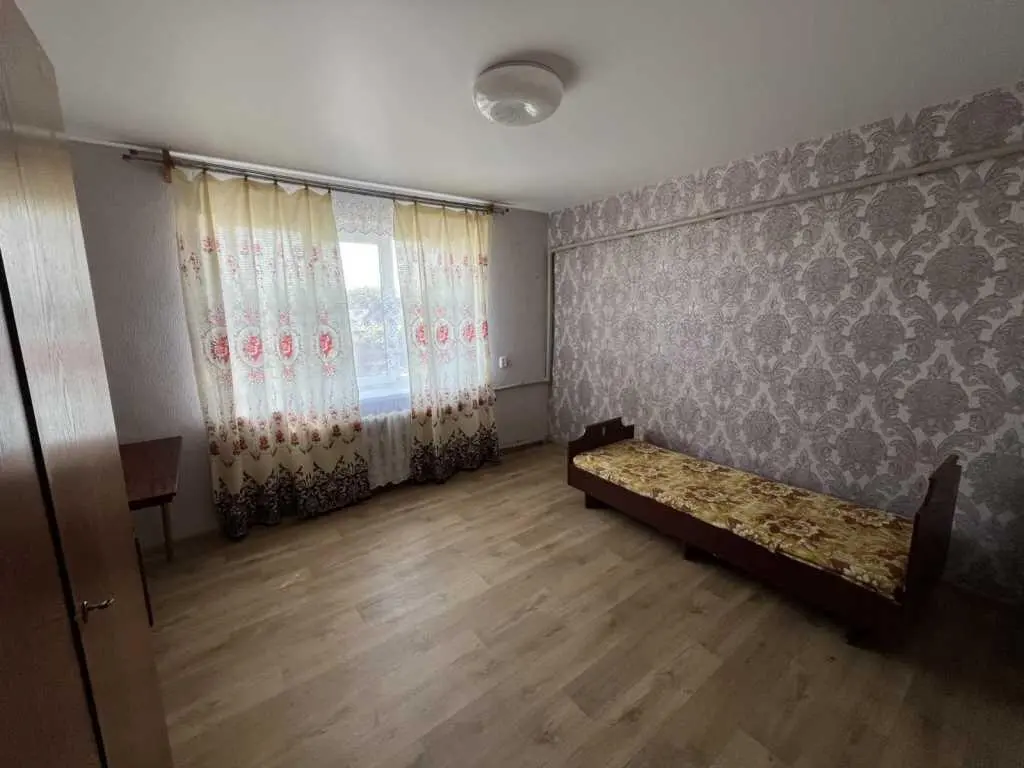 Простора квартира в Нових Санжарах