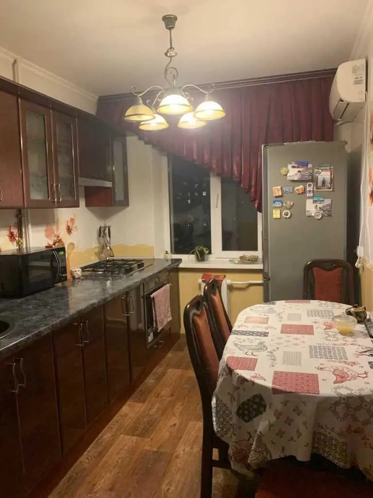 Трикімнатна квартира на Огнівці