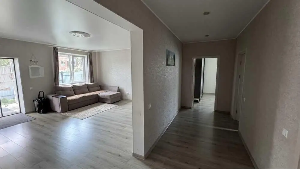 Окремий будинок з ремонтом