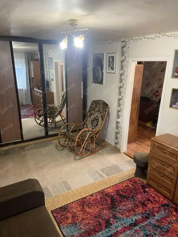 2 кімнатна квартира з автономним опаленням.