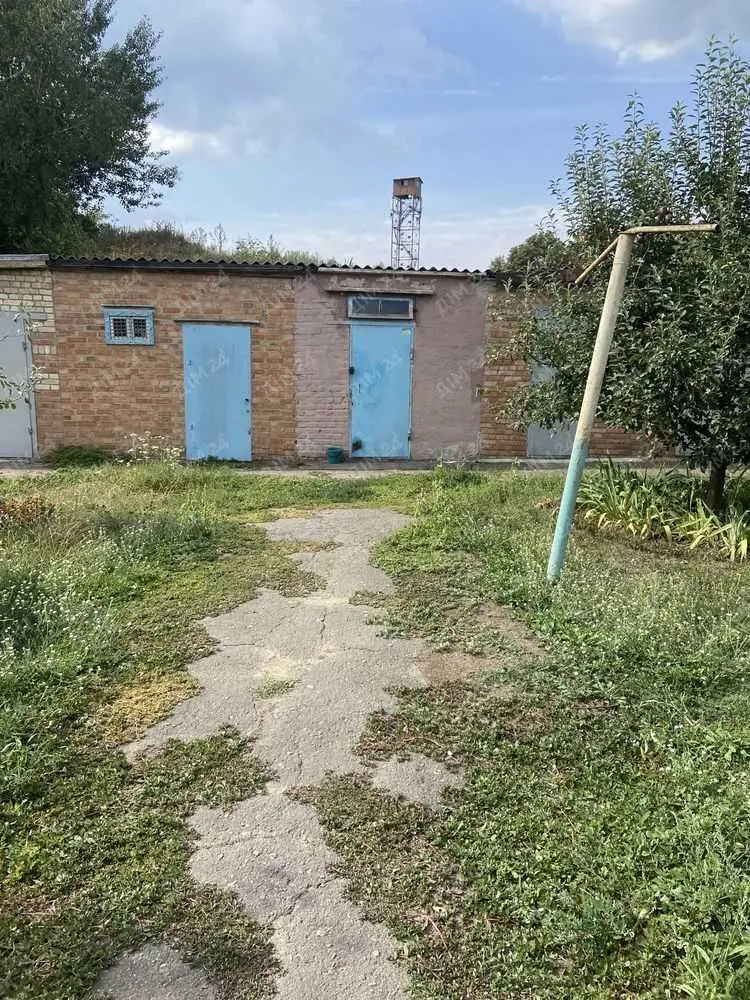 2 кімнатна квартира з автономним опаленням.