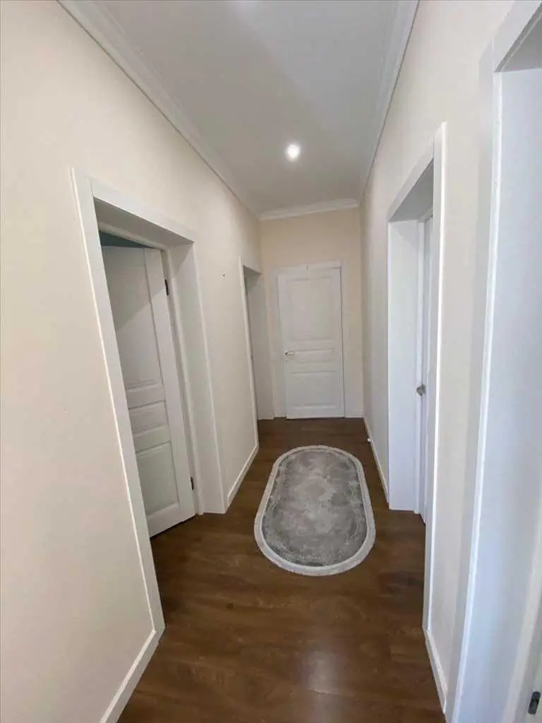 Сучасний будинок на Браїлках
