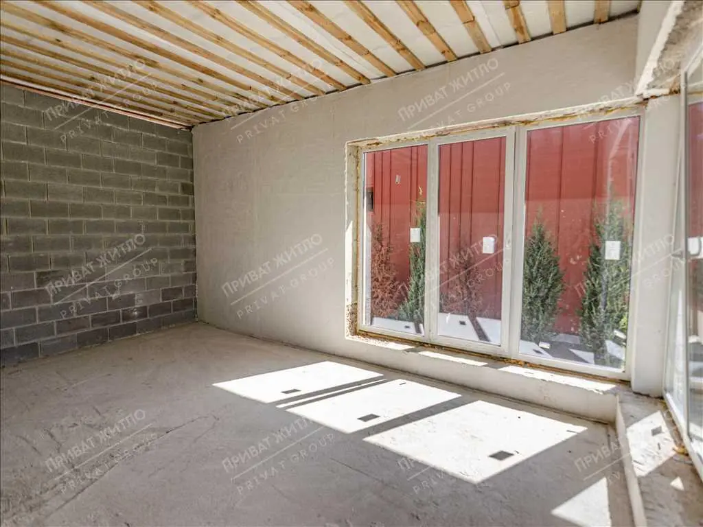 Продаж окремого будинку в європейському стилі