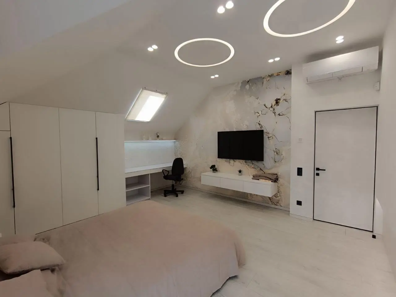 Будинок мрії у місті, мікрорайон Браїлки.