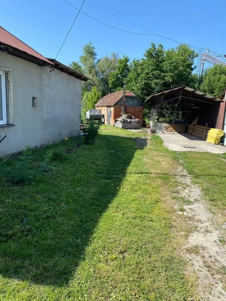 Окремий будинок для великої родини!