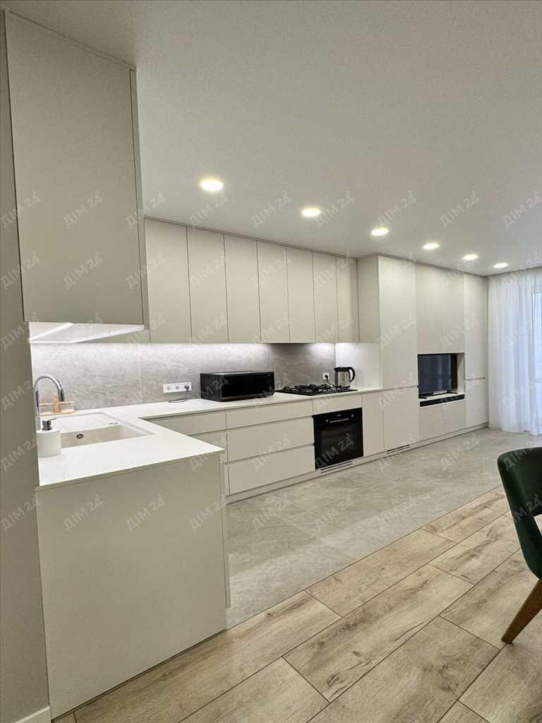 Ваша ідеальна квартира на Леваді + єВідновлення