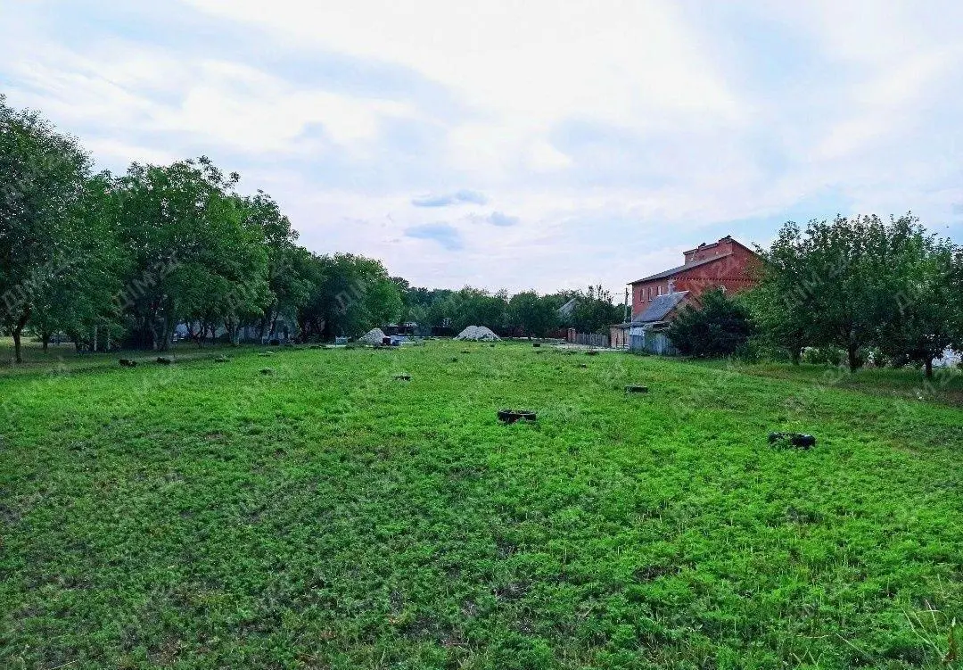 Новоселівка. Ділянка під будівництво. 