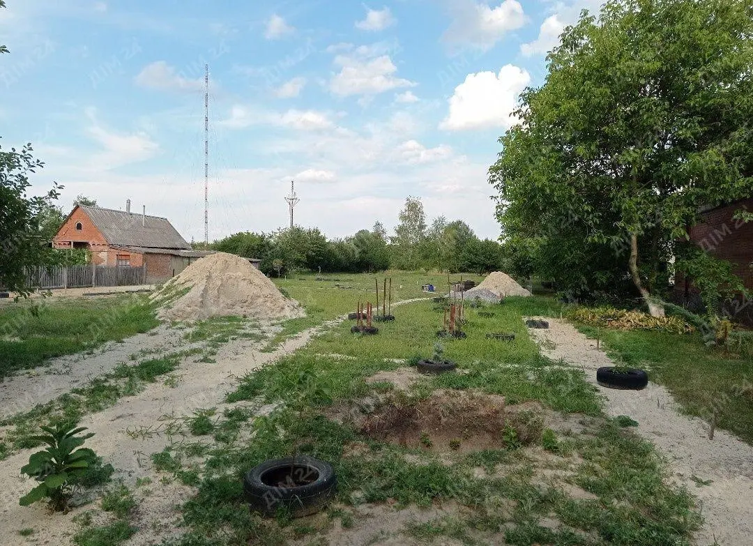 Новоселівка. Ділянка під будівництво. 