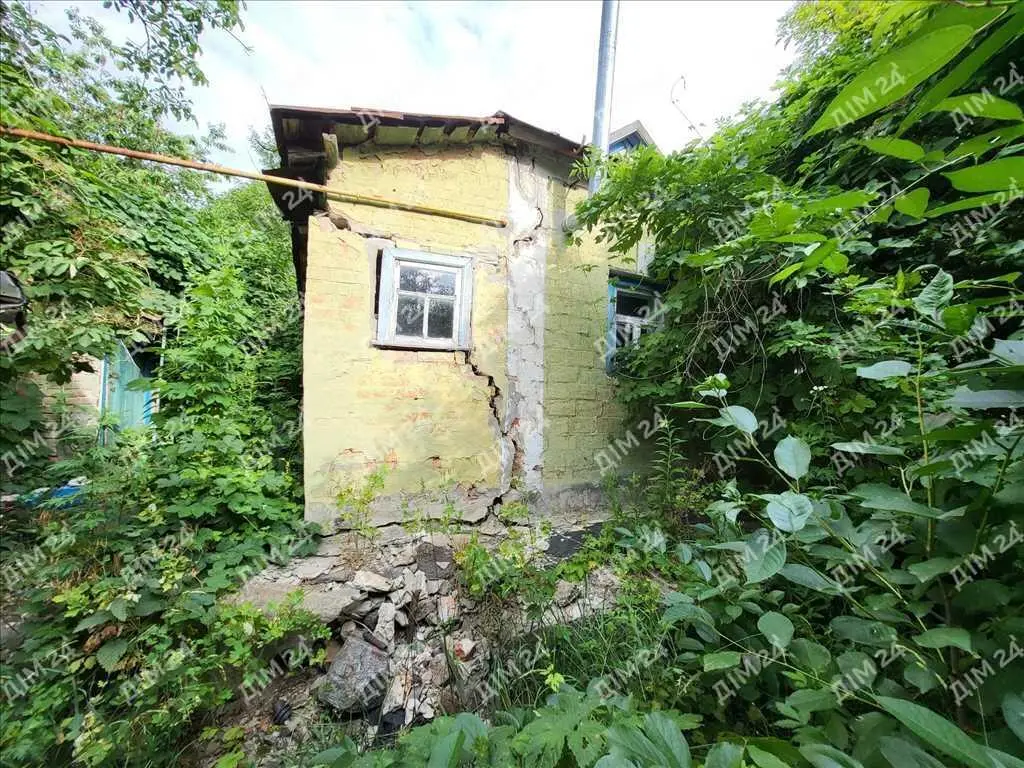 Ділянка з будинком під знесення, с. Патлаївка