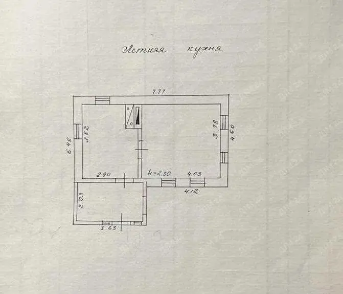 Хороший варіант для родини - будинок на Крутому березі.