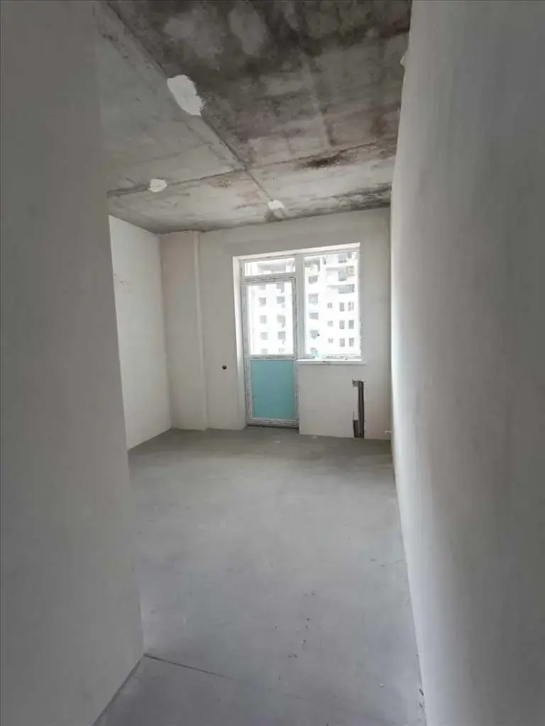 Простора 1-кімнатна квартира в ЖК «Пелюстковий»