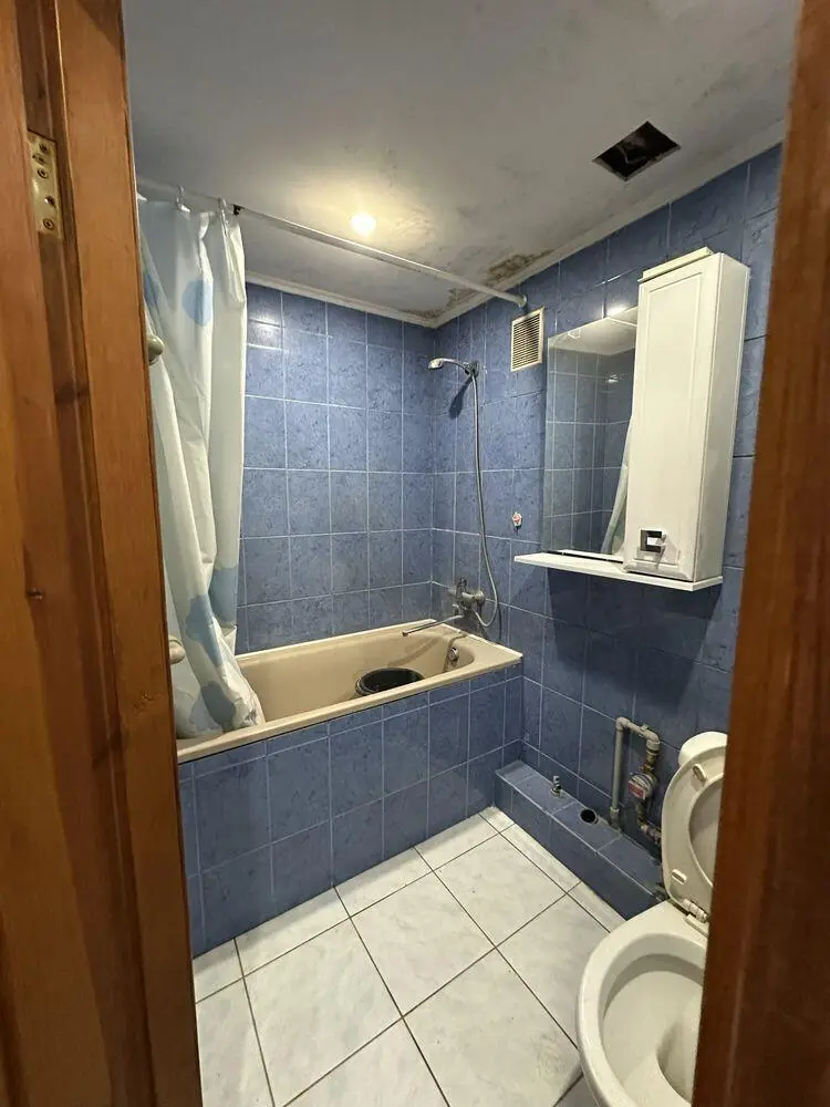 Двокімнатна квартира на Браїлках!