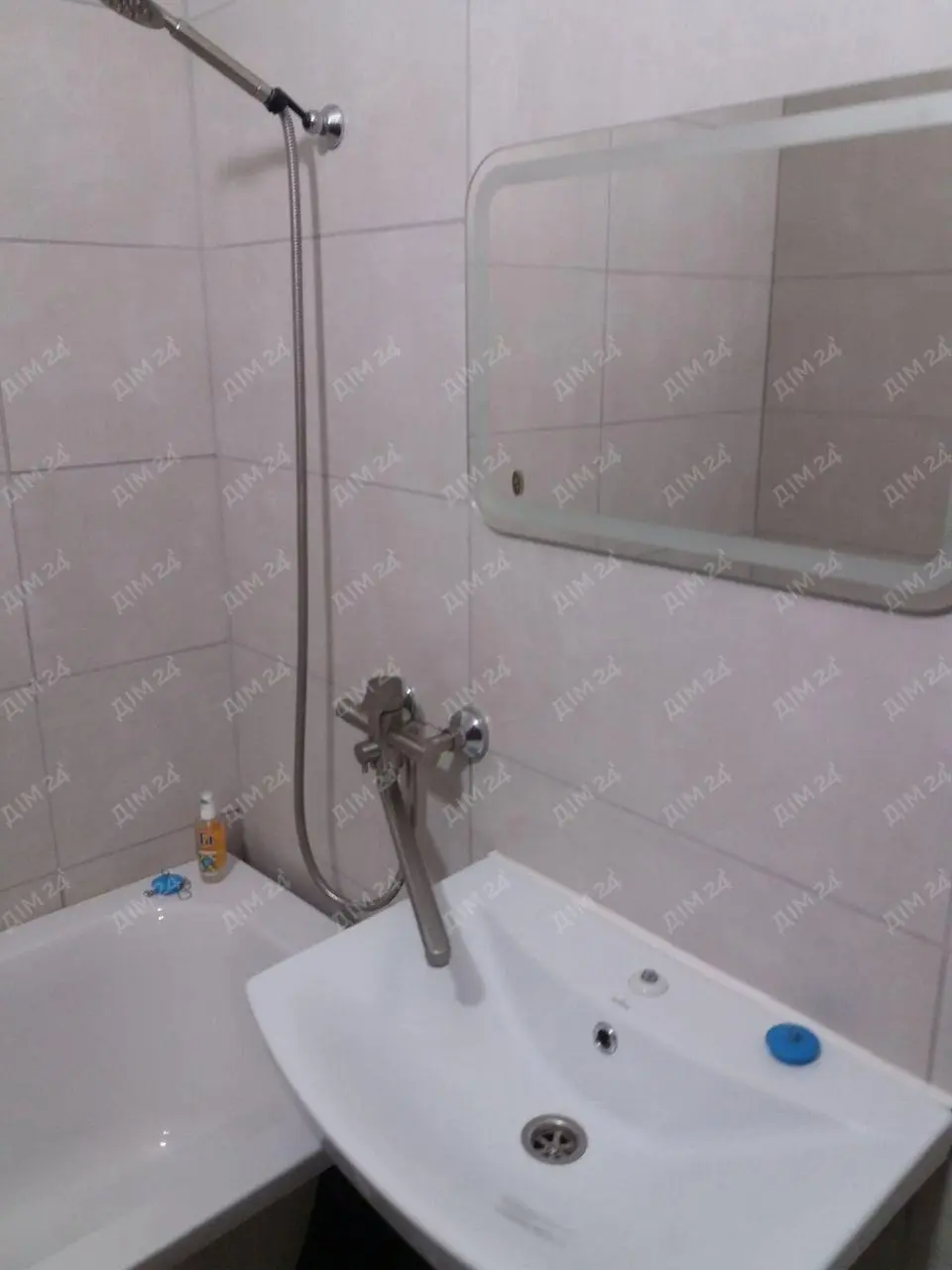 Однокімнатна квартира на Браїлках.