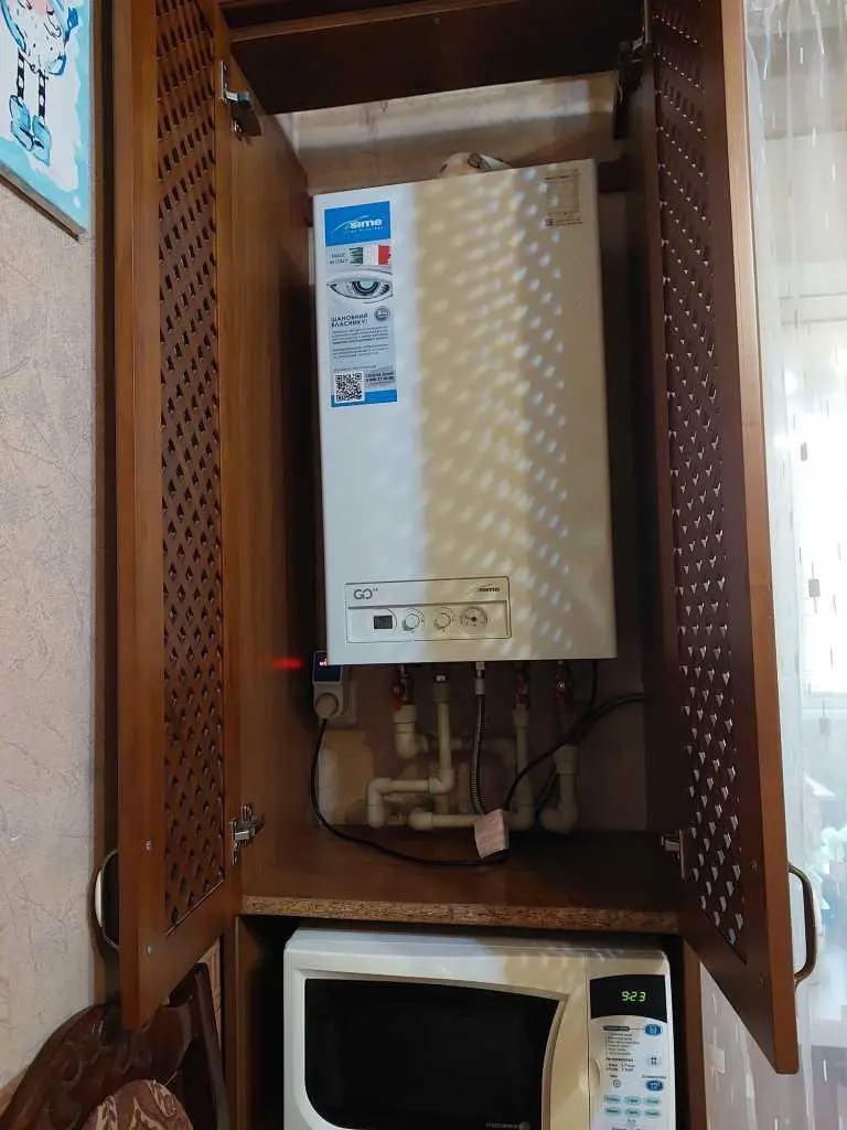 Затишна двокімнатна квартира з індивідуальним опаленням